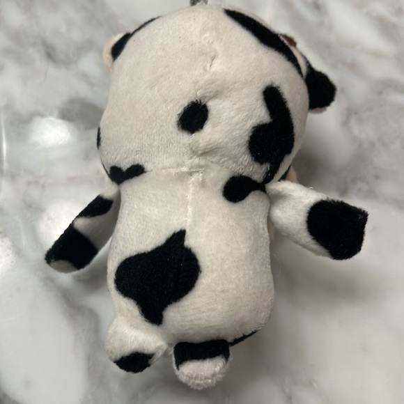 Cow Keychain - Picture 2 of 2